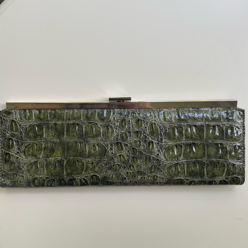 Green Clutch